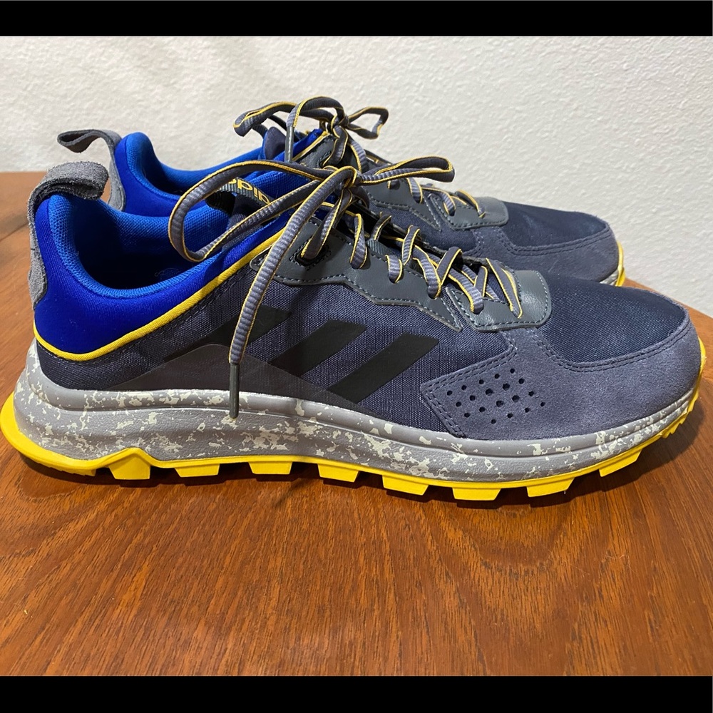Adidas Trail Response